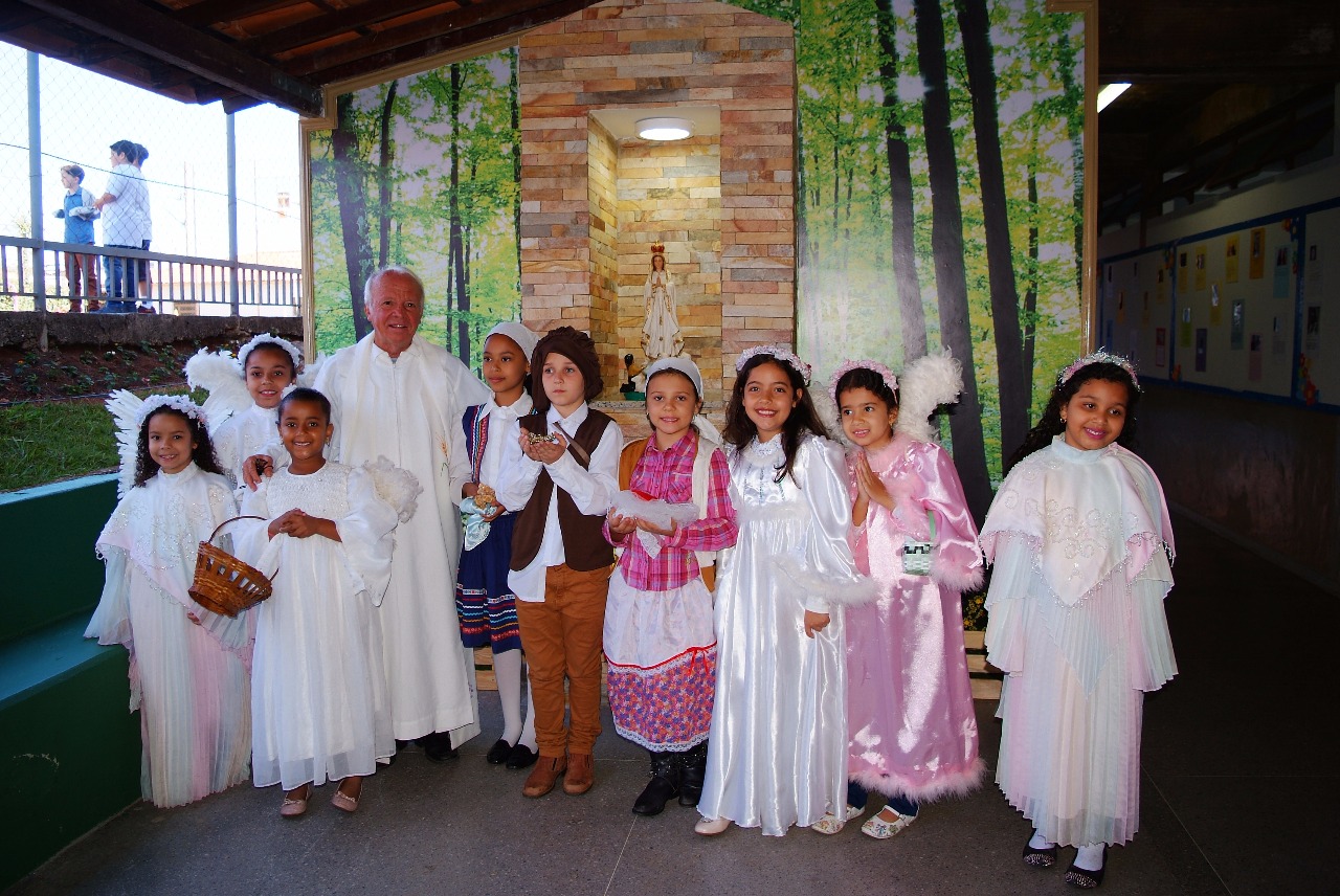 Arquidiocese de Mariana :: Colégio Arquidiocesano de Ouro Branco completa  25 anos