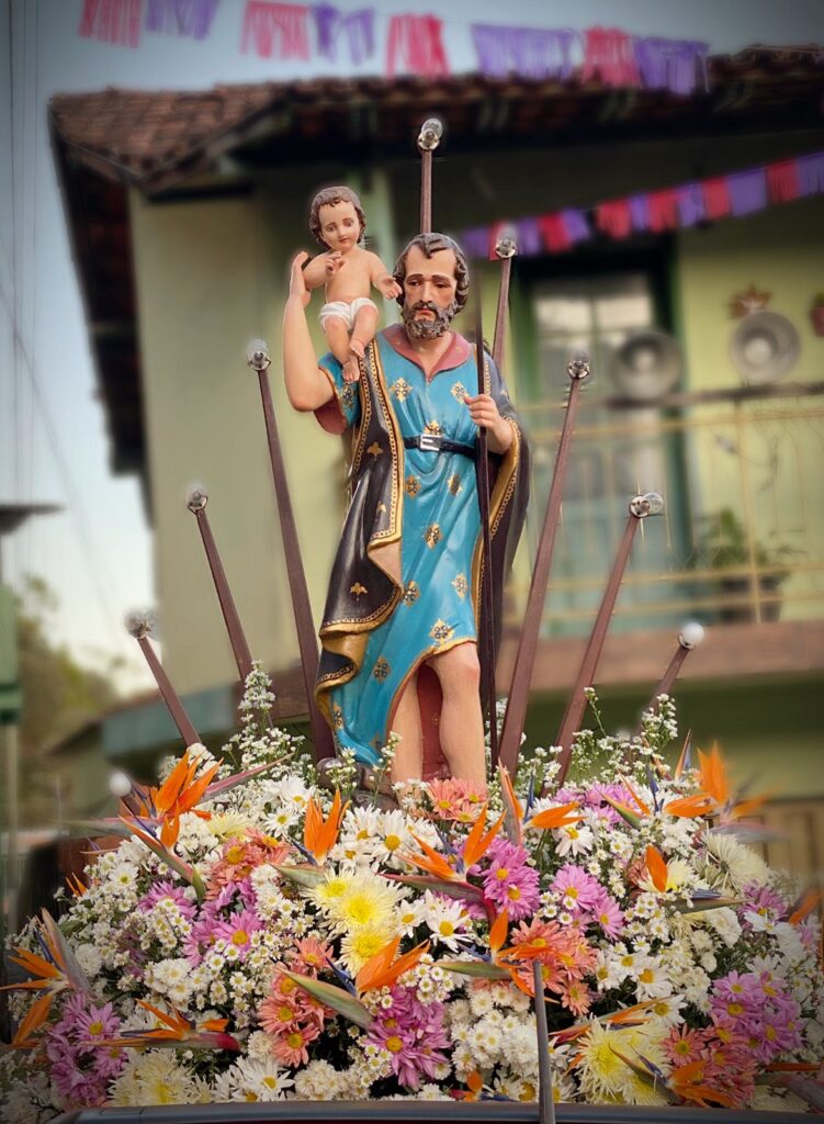 Paróquia Cristo Rei, em Ouro Preto, celebra festa do seu padroeiro -  Arquidiocese de Mariana - MG