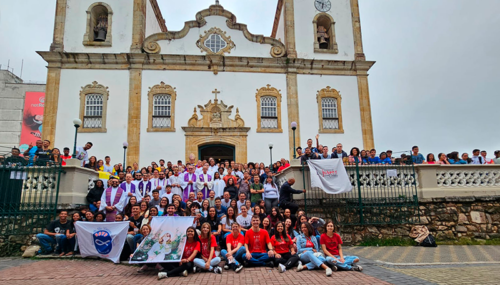 Grupo de jovens da Paróquia do Rosário promove campanha de oração